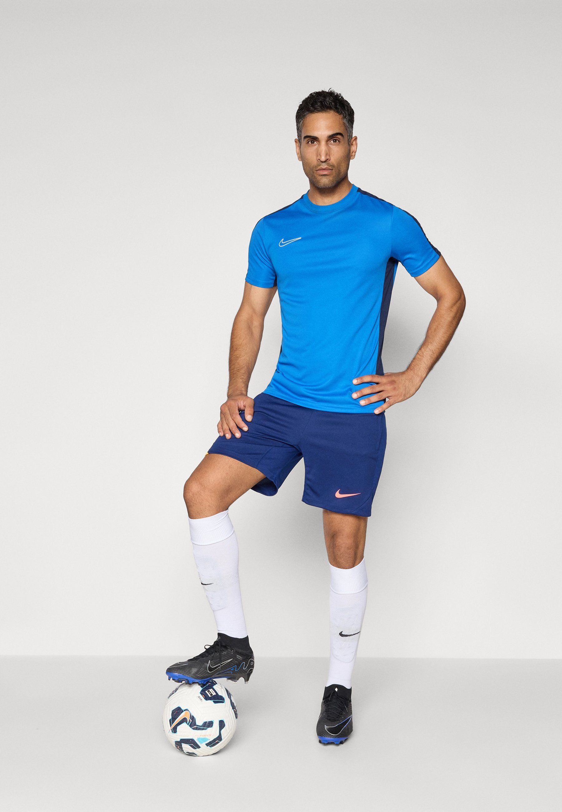 Nike Performance STRIKE SHORT