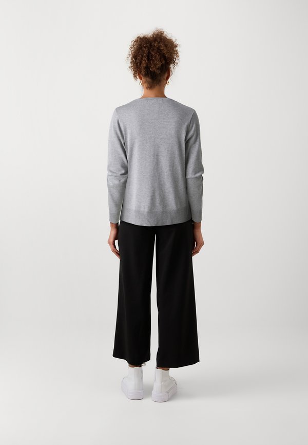 Vero Moda Tall VMSILJE VNECK
