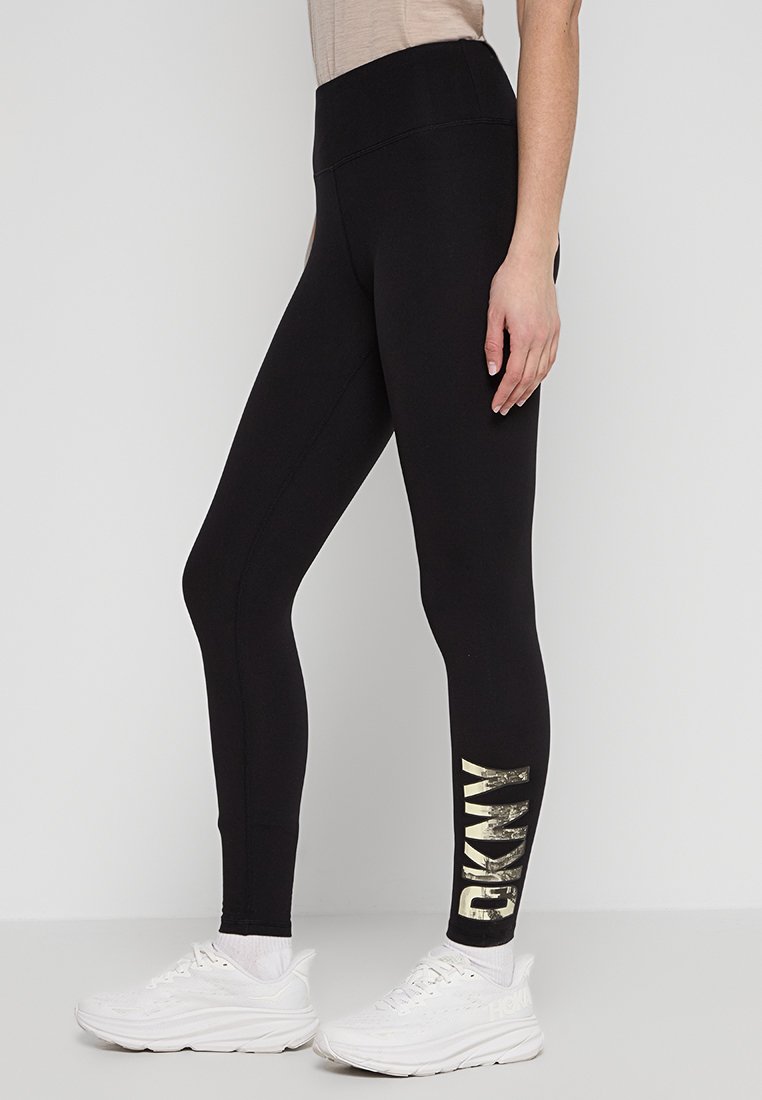 DKNY Sport