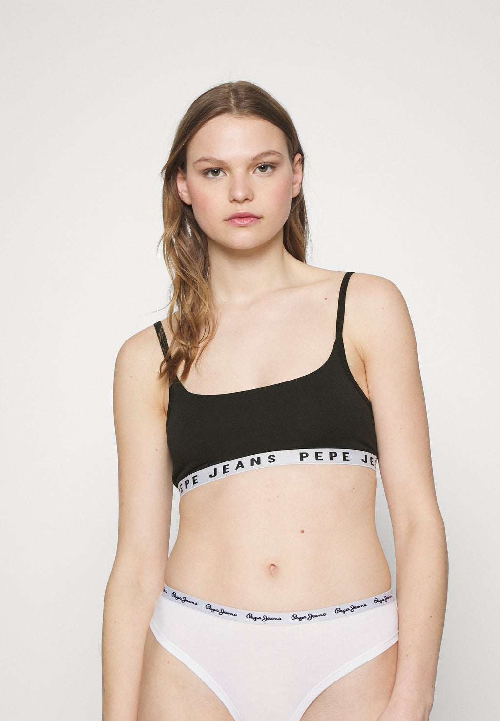 Pepe Jeans LOGO