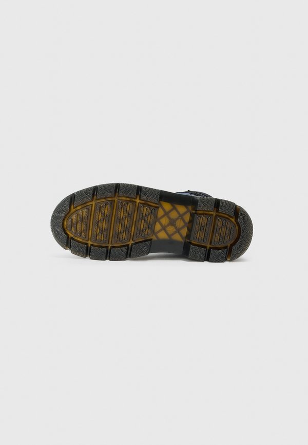 Dr. Martens COMBS UNISEX