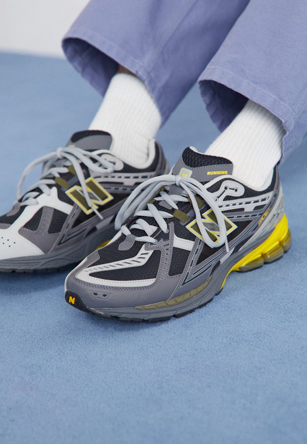 New Balance 1906 UNISEX - Trainers - castlerock