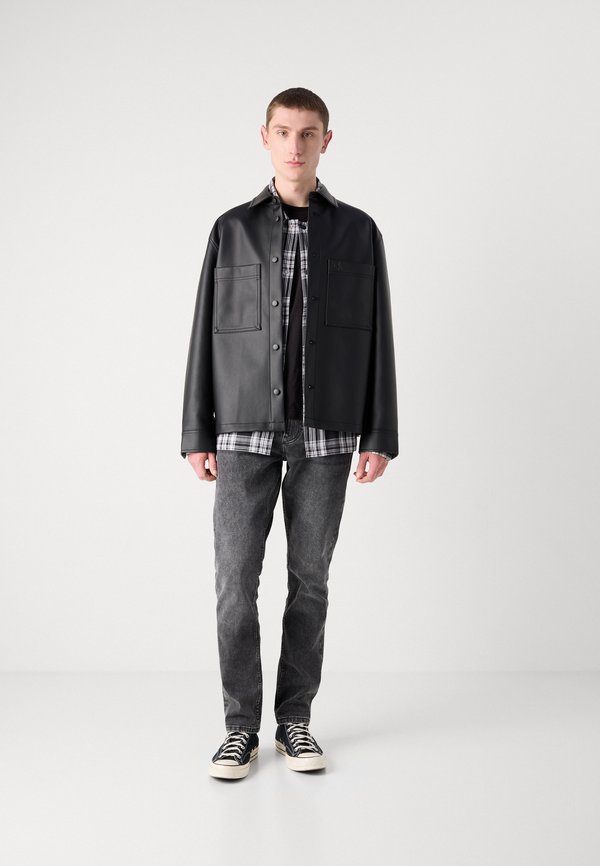 Calvin Klein Jeans SLIM