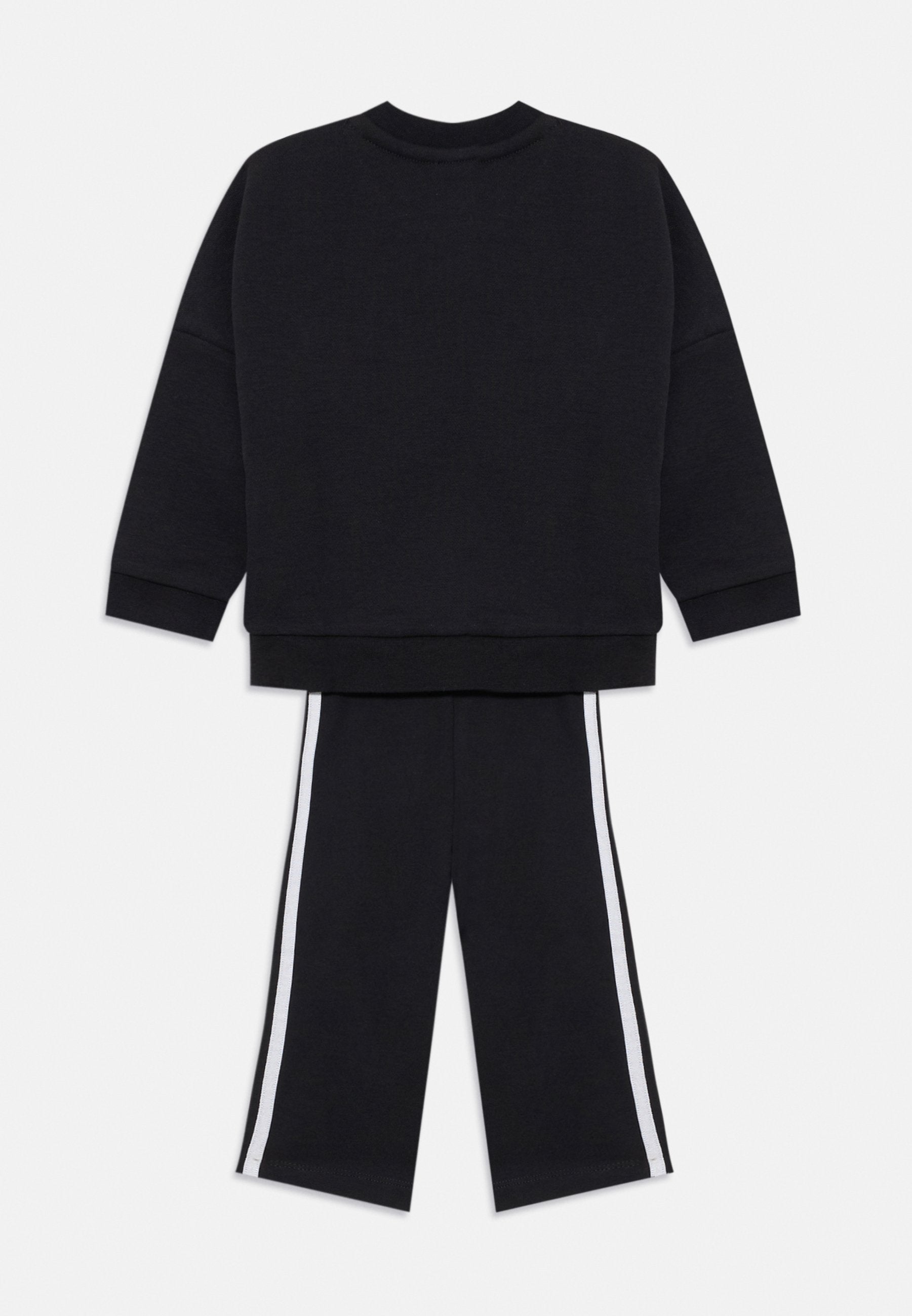 LOOSE CREW UNISEX SET Media 2