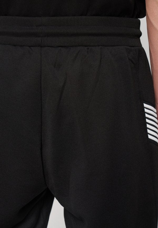 EA7 Emporio Armani