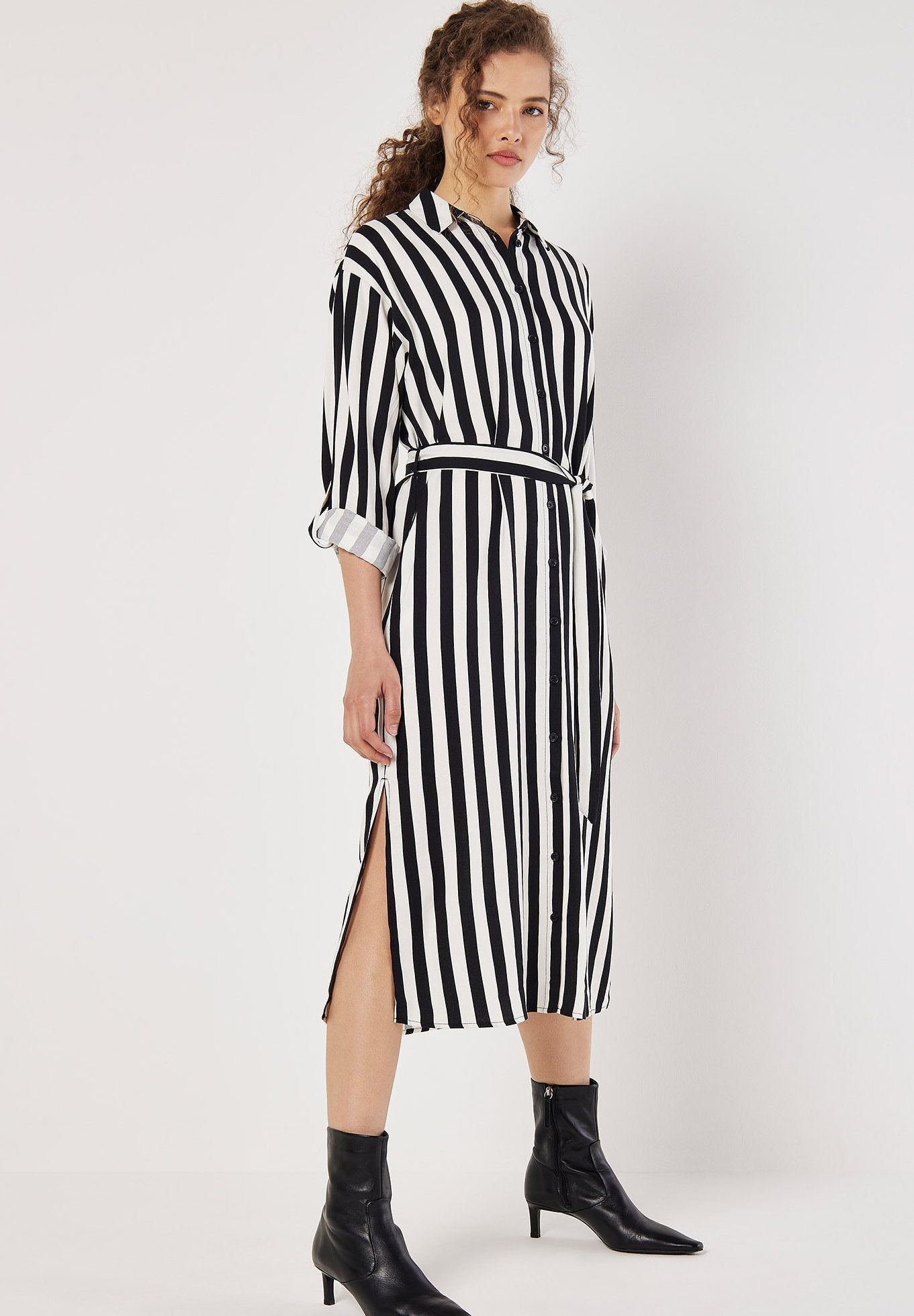 Apricot MONOCHROME STRIPE