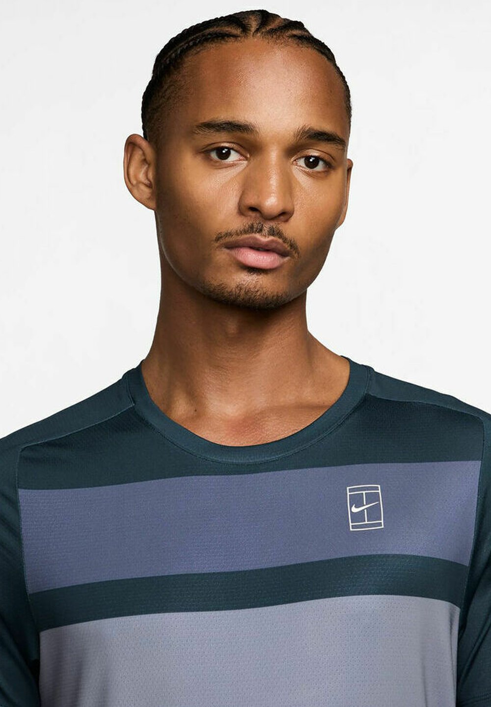 Nike Performance ADVANTAGE