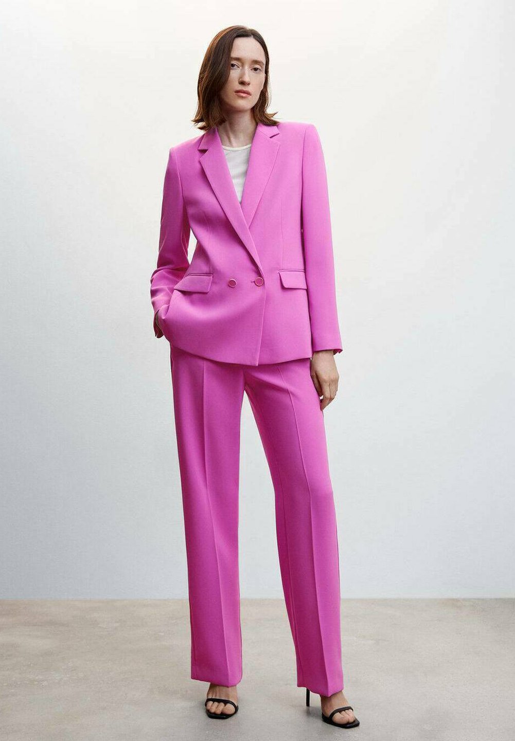 Mango IGUANA