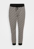 MONOGRAM UNISEX Media 1