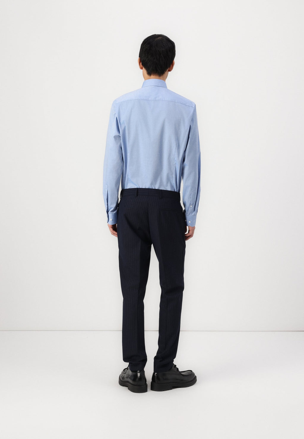 Isaac Dewhirst NOTCH SUIT SLIM