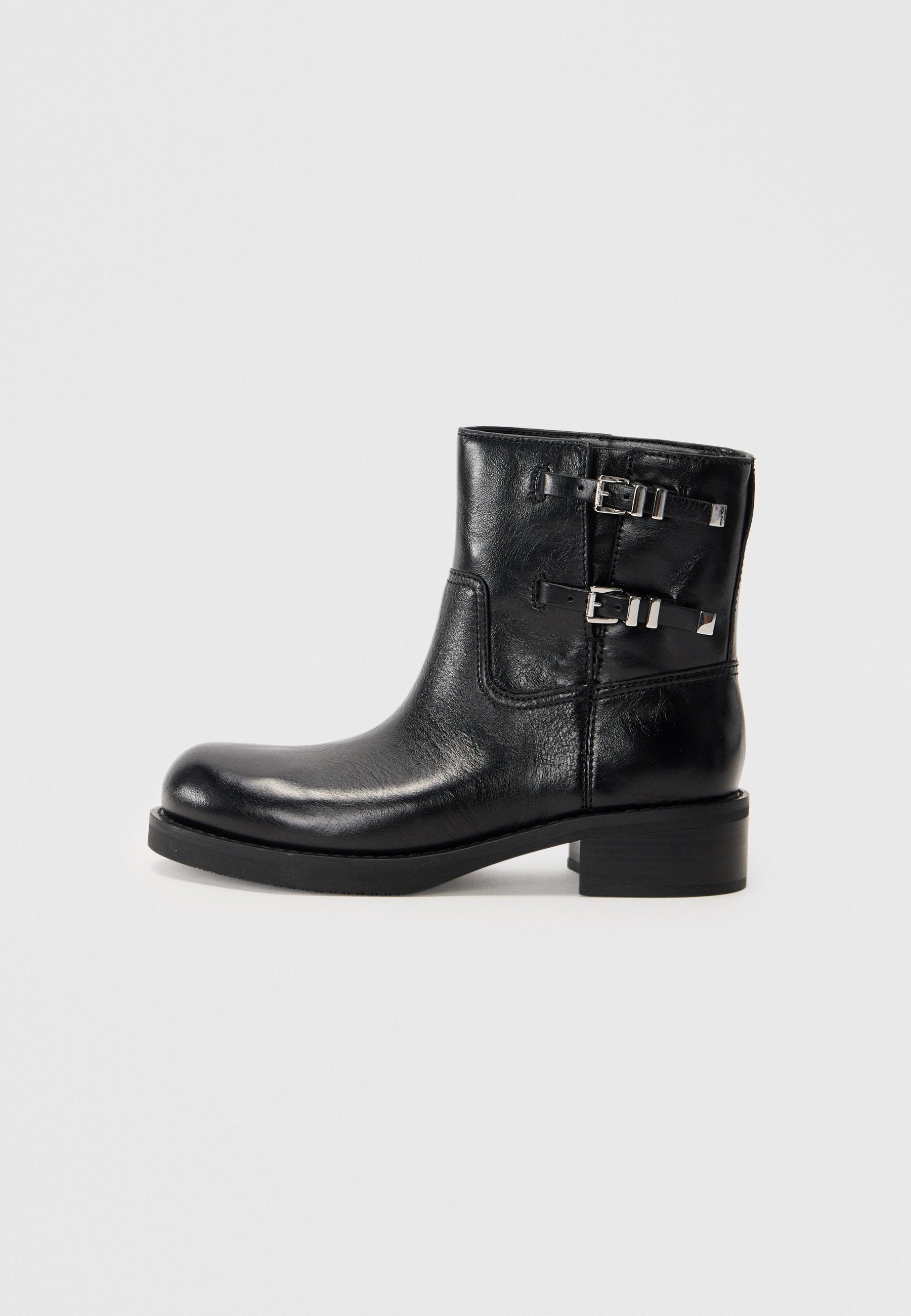 MICHAEL Michael Kors DARRINGTON
