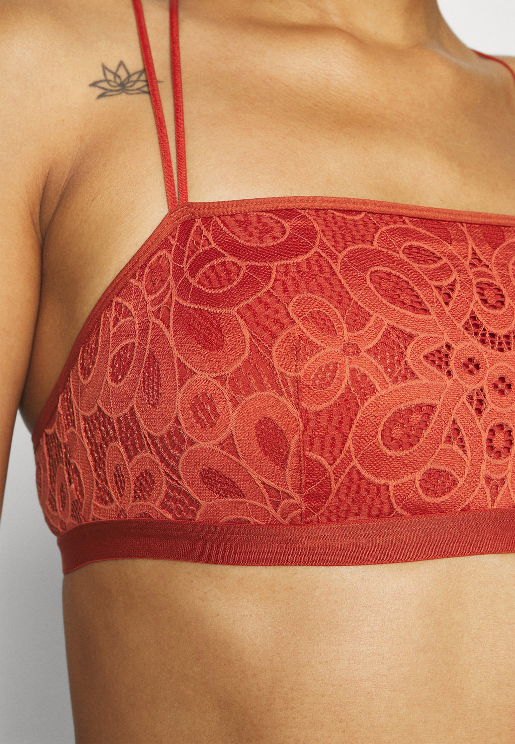 Gilly Hicks BANDEAU