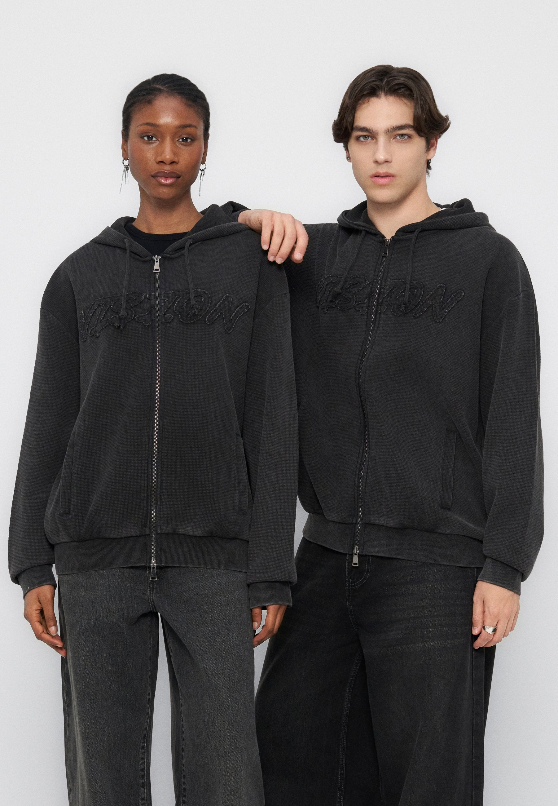 YOURTURN WAFFLE BOXY FIT ZIP-UP HOODIE