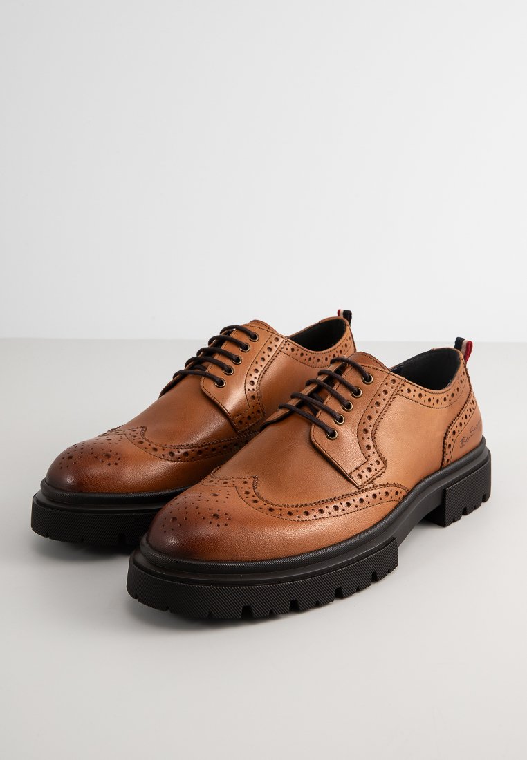 Ben Sherman MONDAY