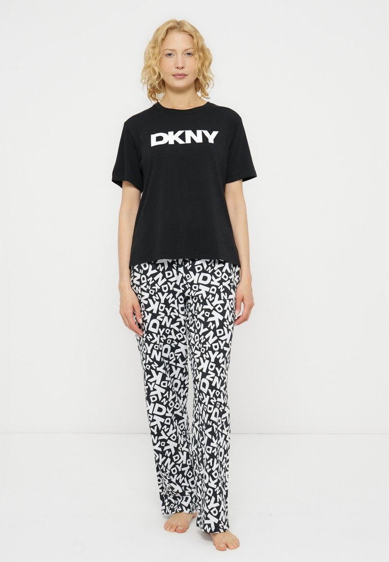 DKNY Loungewear Nachtwäsche Set Media 1