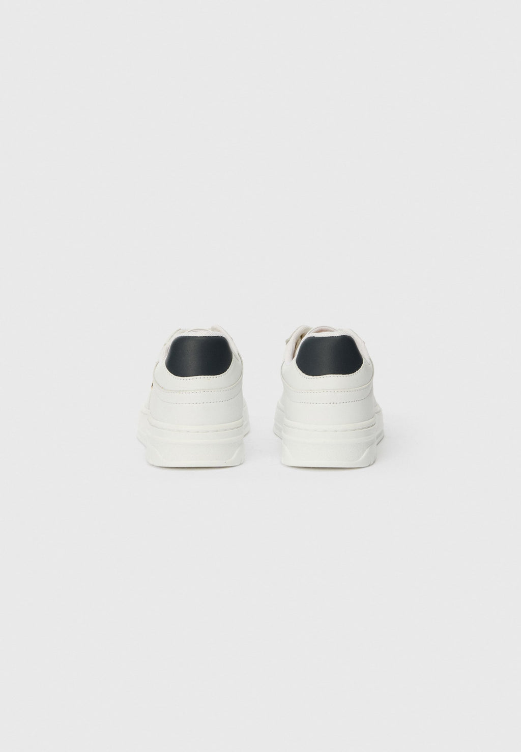 TH MONOGRAM LEATHER CUPSOLE TRAINERS Media 3