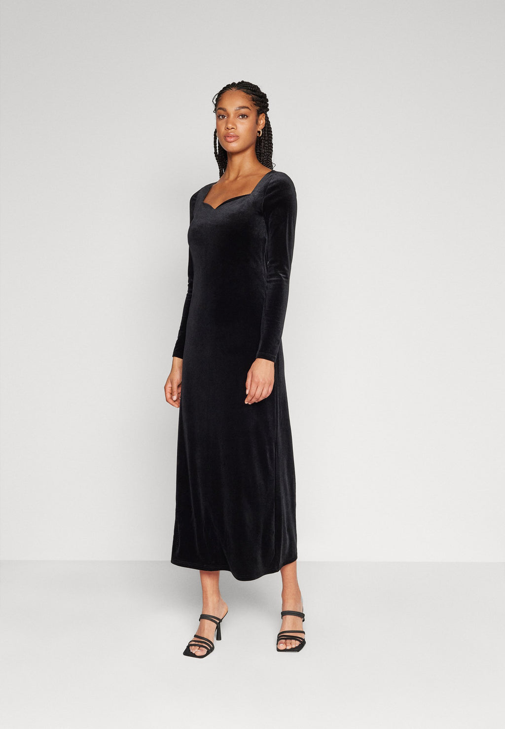 ONLSCARLET DRESS Media 3