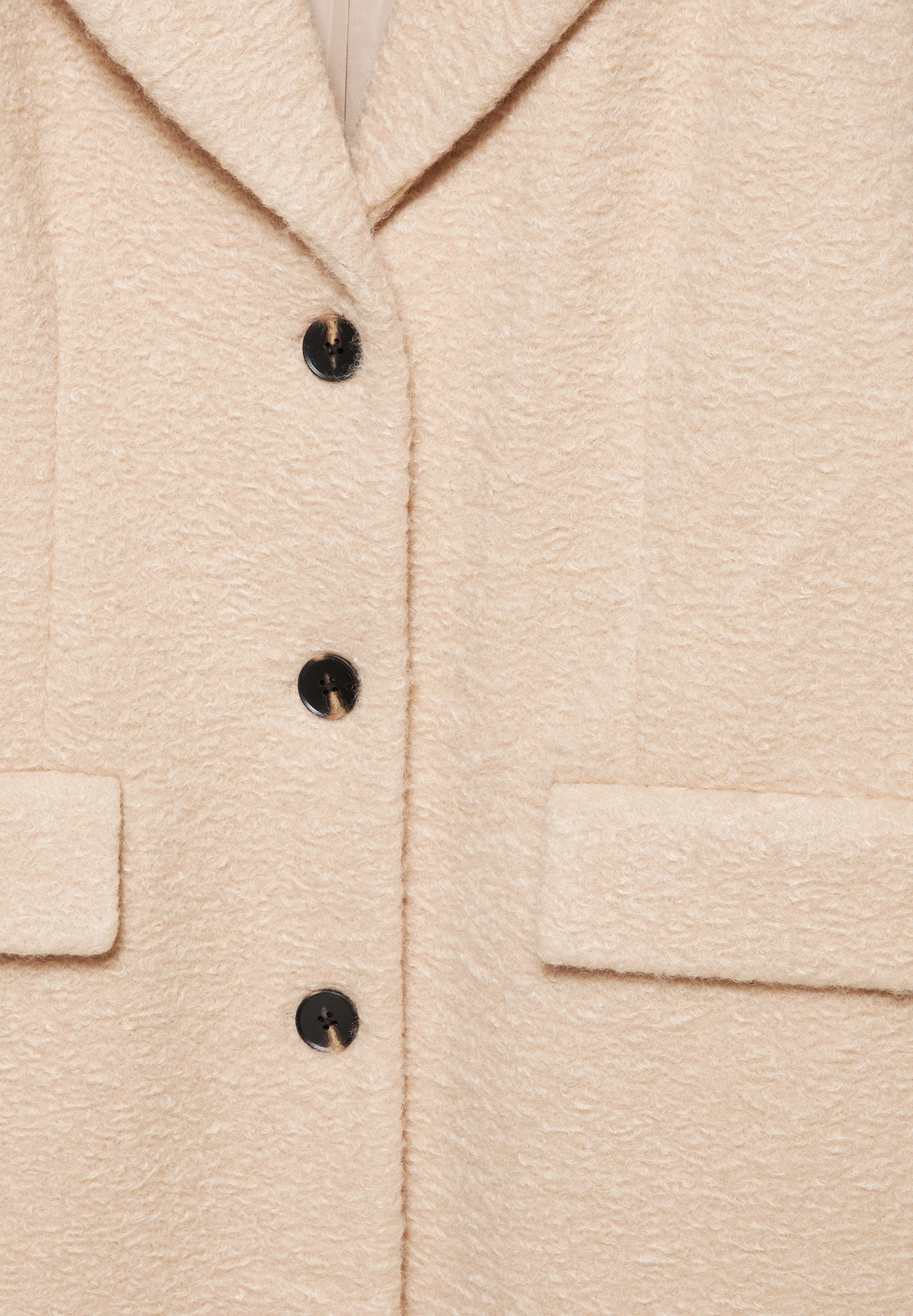 PULL&BEAR LONG BOUCLÉ