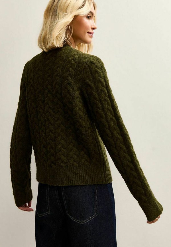 New Look CABLE KNIT TOGGLE FASTENING