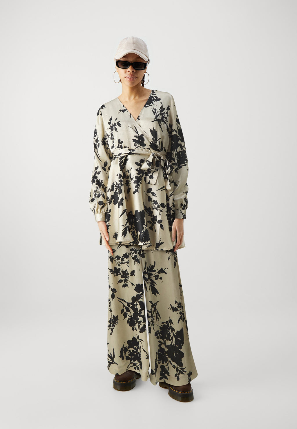 ONLSALIA WRAP DRESS Media 2