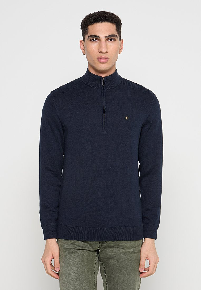 NO EXCESS Strickpullover Media 1