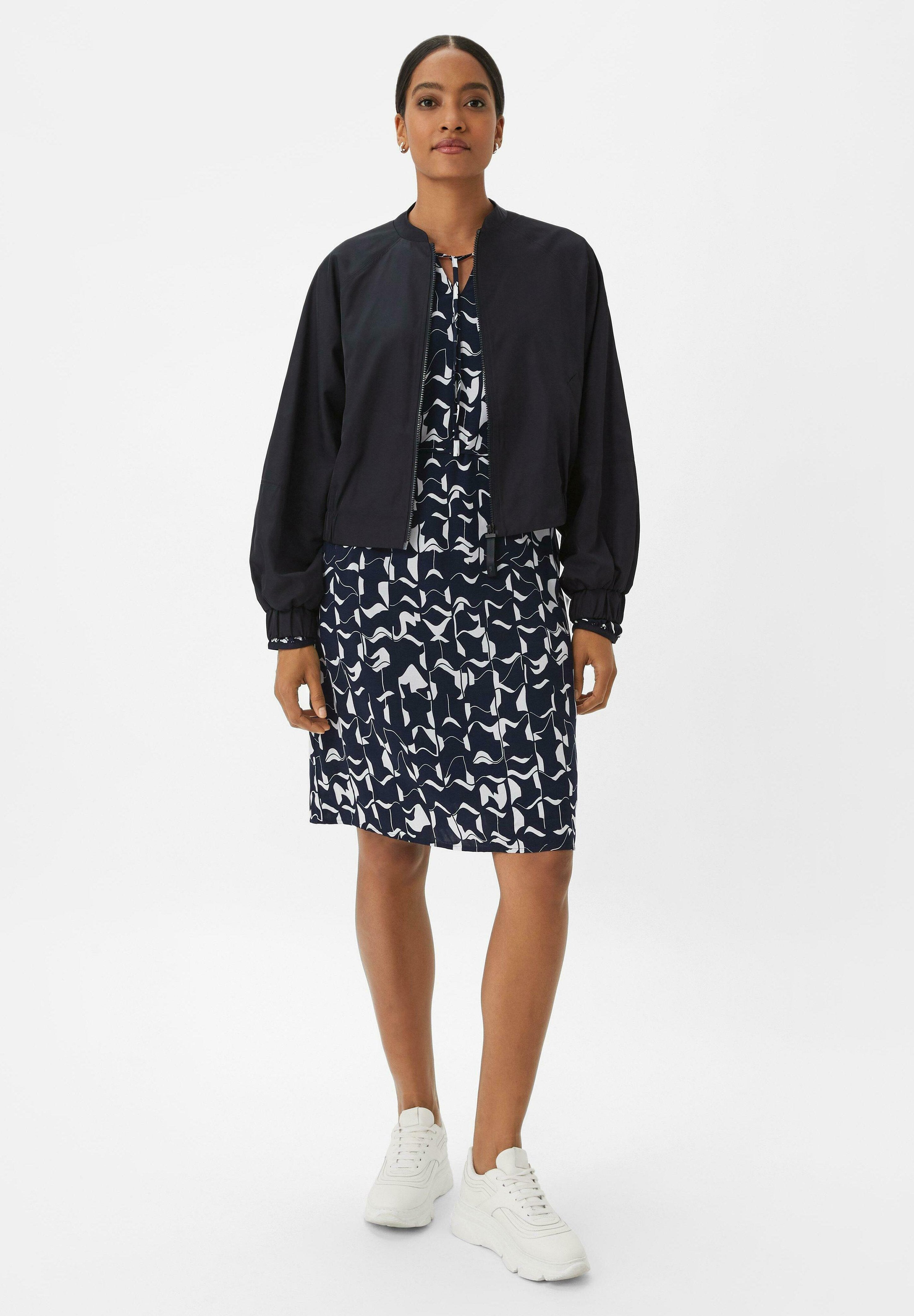 comma casual identity MIT BINDE