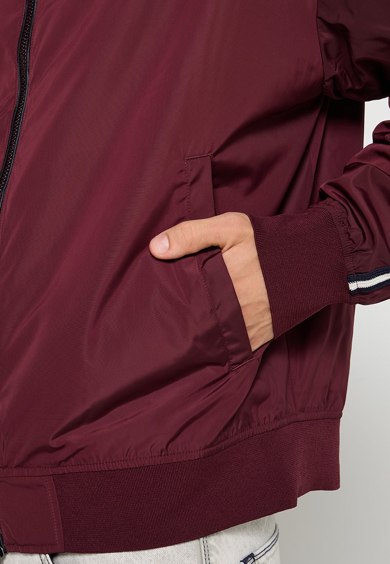 Armani Exchange Übergangsjacke Media 7