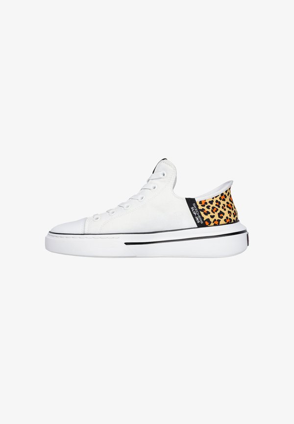 Skechers SNOOP DOGG ONE BOMBAY - Trainers - weiss