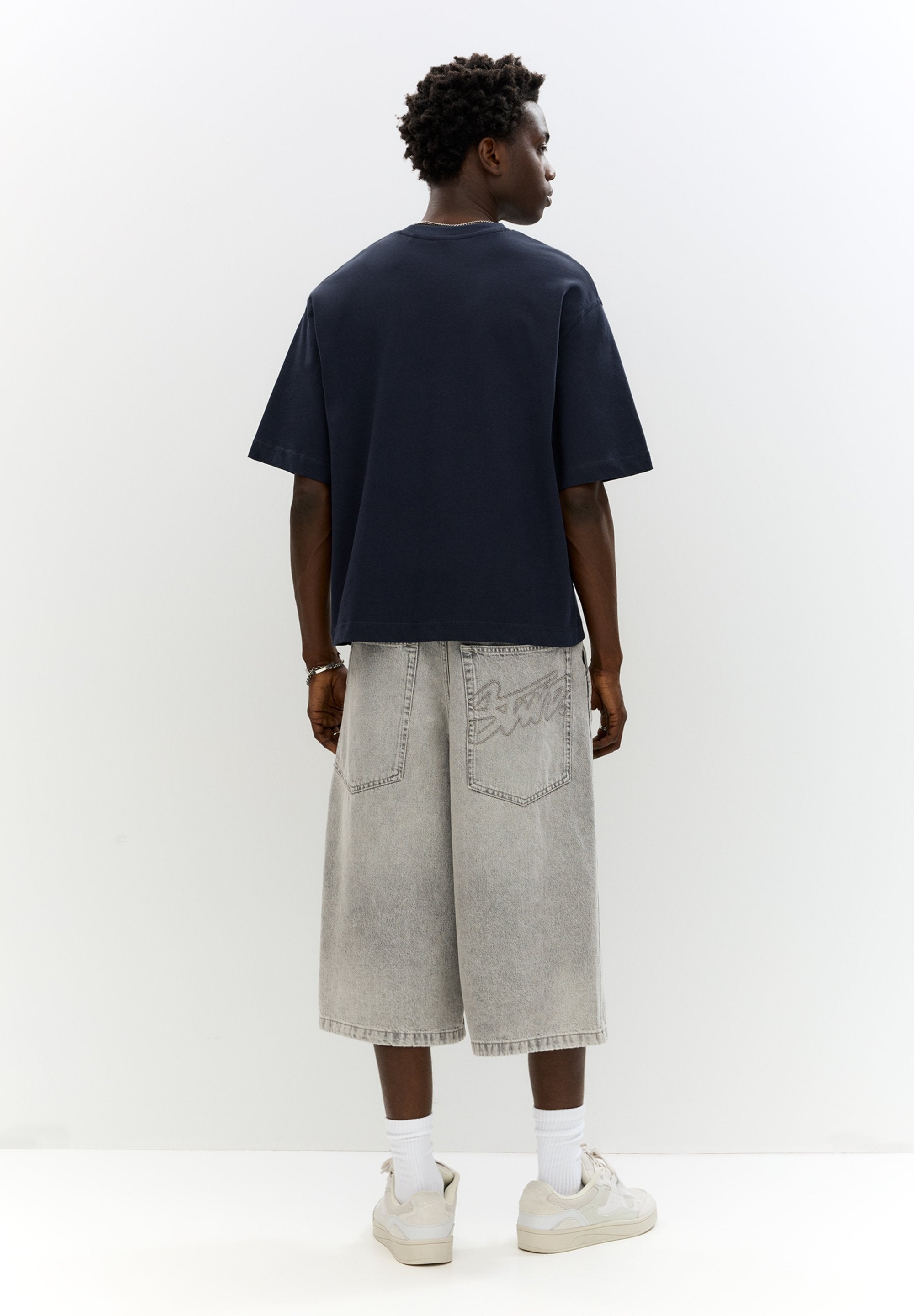 PULL&BEAR SUPER BAGGY