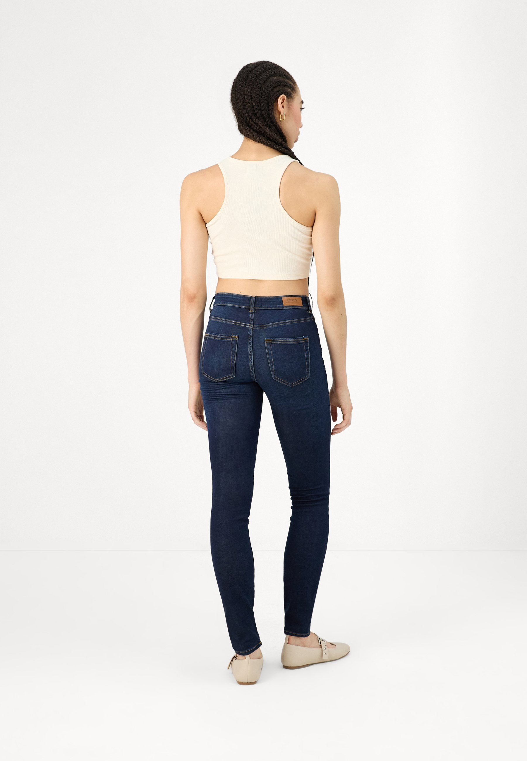 ONLHUSH MID  BUTTON  Media 4