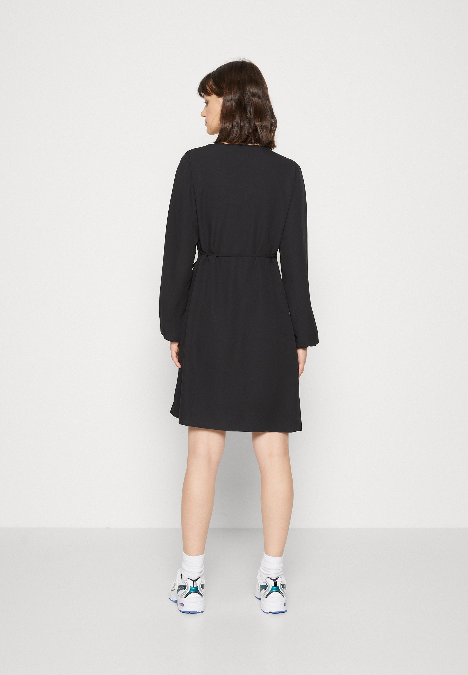 Pieces PCNESSA WRAP DRESS