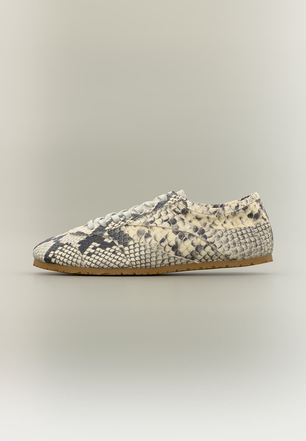 Copenhagen Studios CPH717 SNAKE