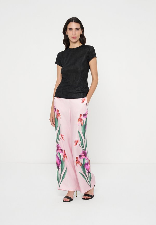 Ted Baker SALCA