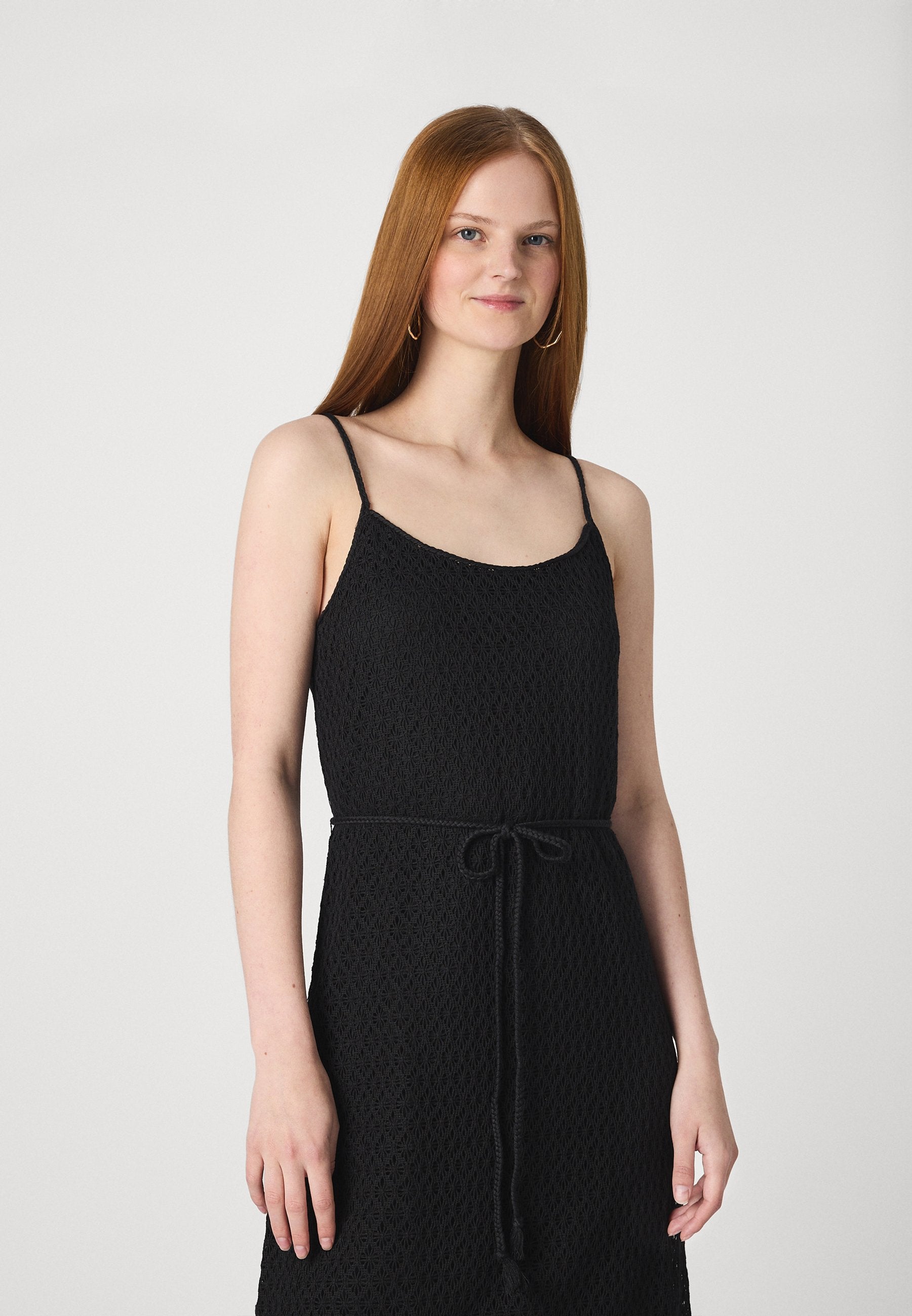 VILA VILIBERINA U-NECK MIDI SLIP
