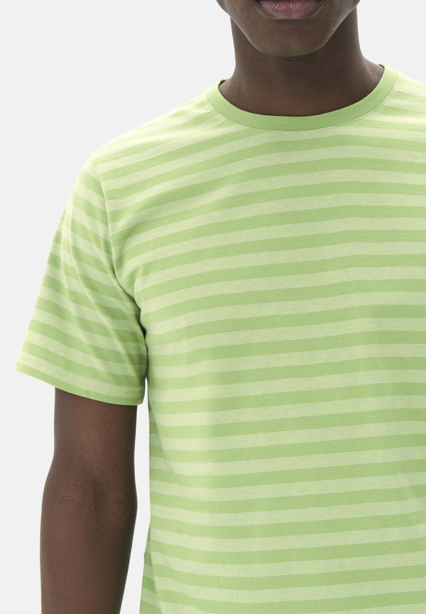Matinique MAJERAMY STRIPE