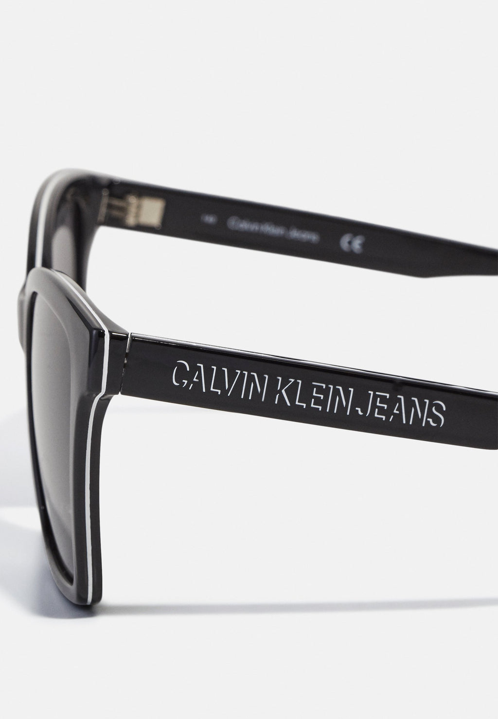 Calvin Klein Jeans Sonnenbrille Media 3