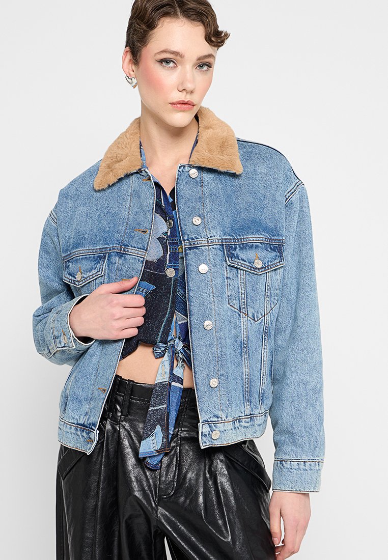 MOSCHINO JEANS