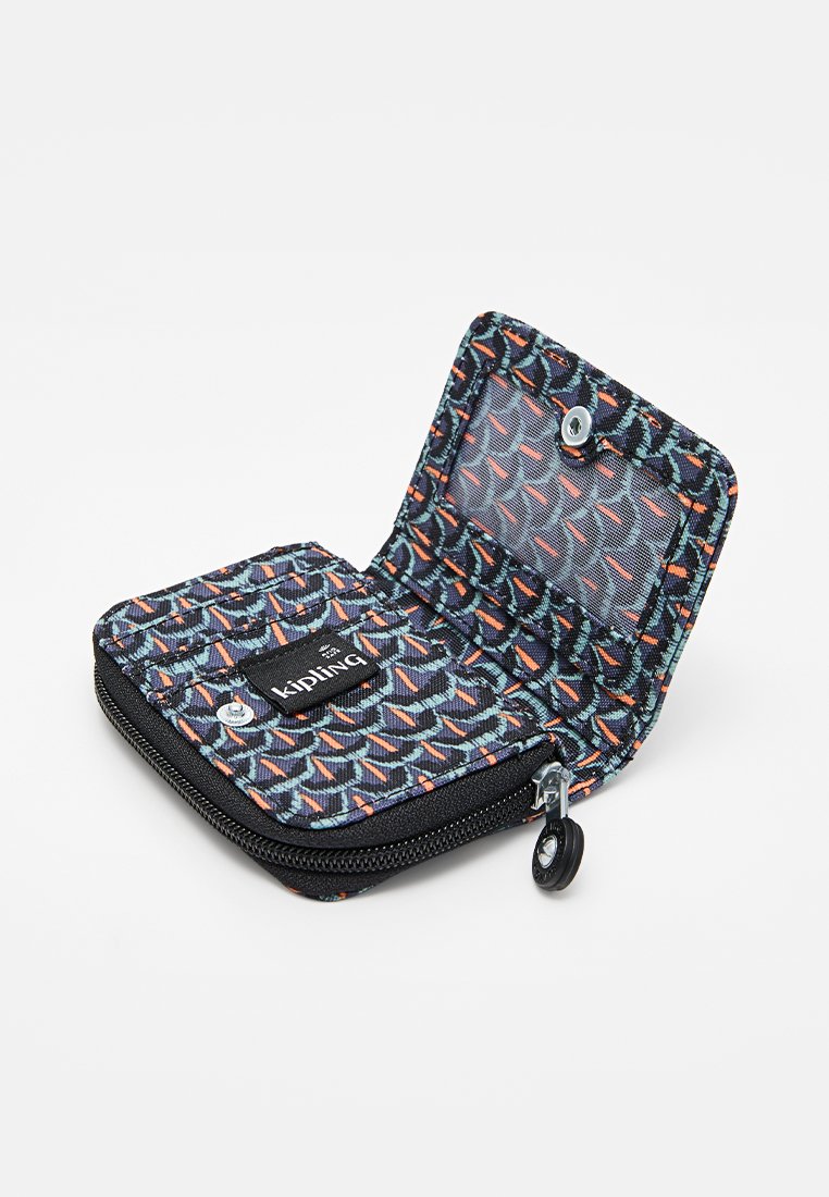 Kipling TOPS