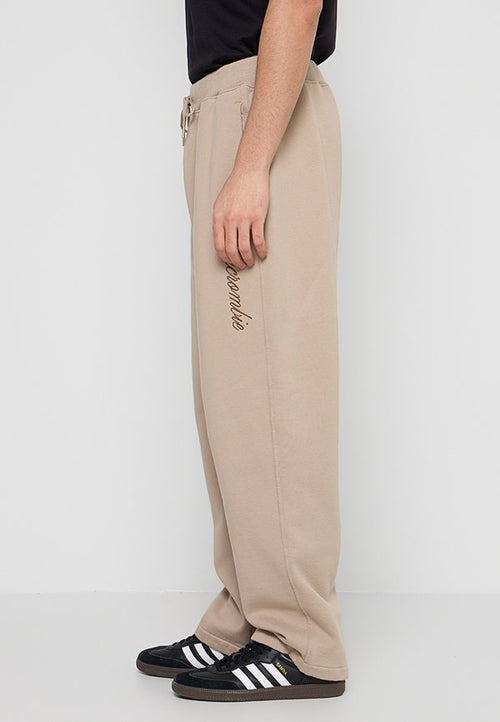 Abercrombie & Fitch RELAXED FIT