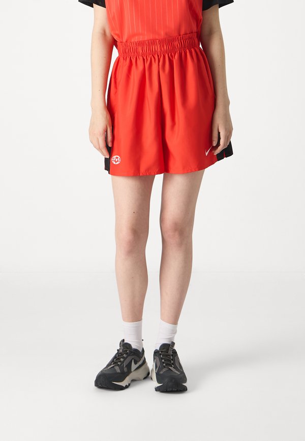 Nike Sportswear Shorts - crimson/black