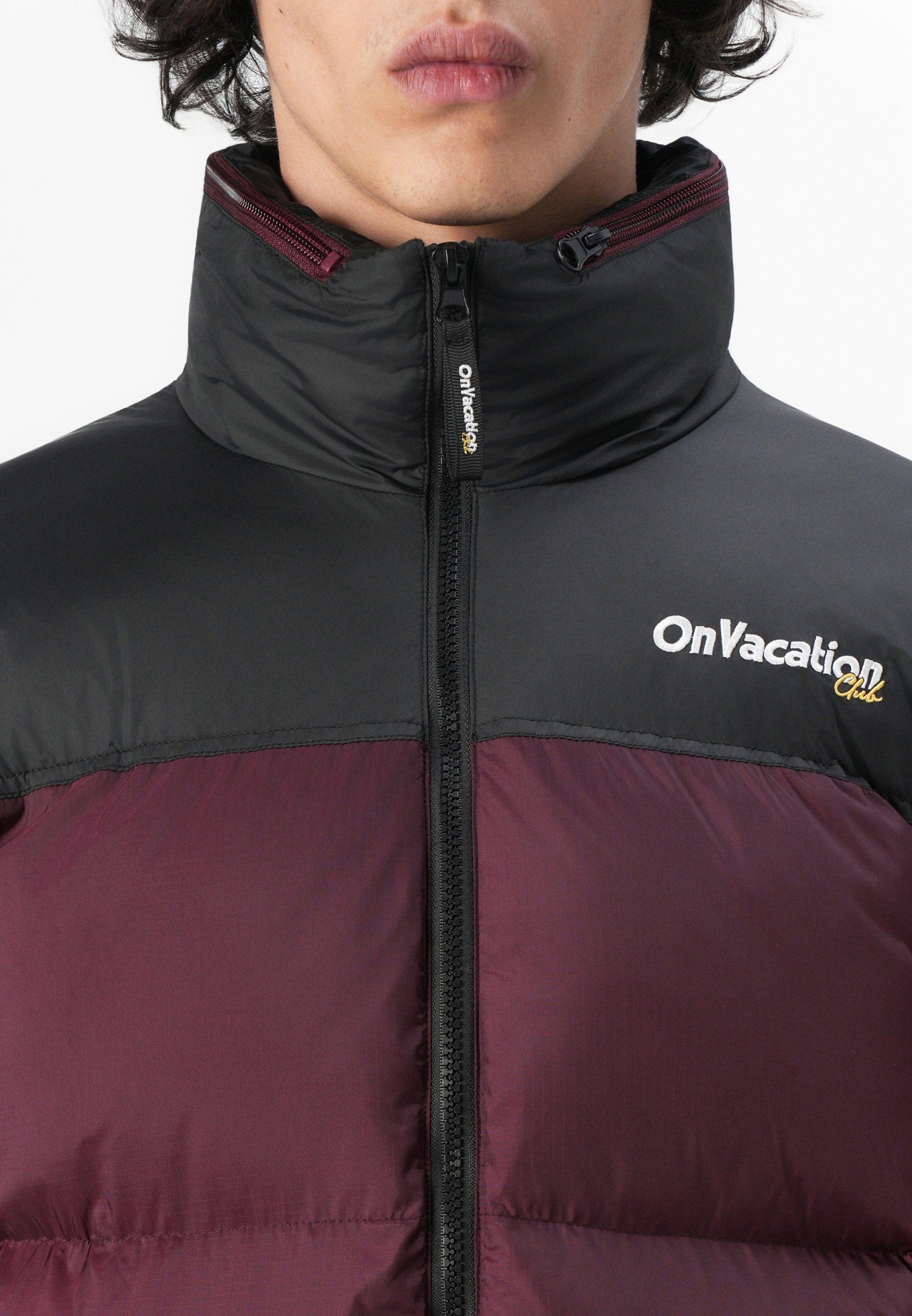 On Vacation MEMBERS CLUB PUFFER JACKET UNISEX
