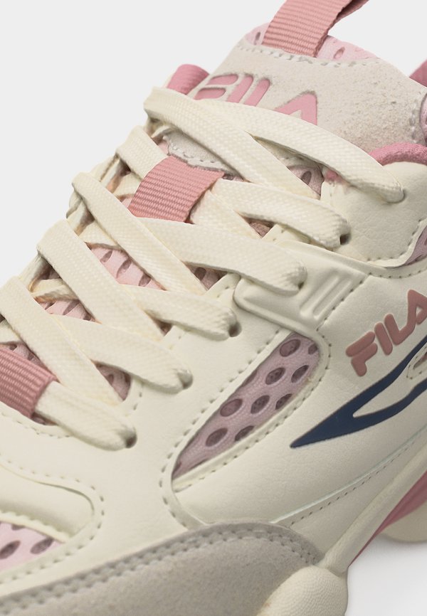 Fila RECADE