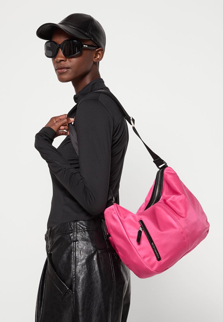Mandarina Duck HUNTER