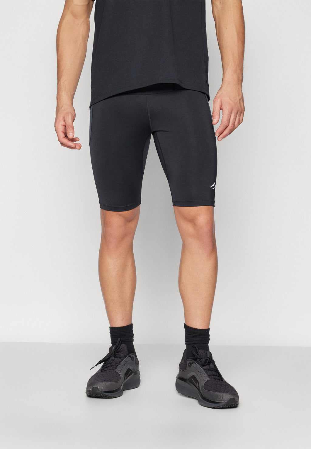 Nike Performance LAVA LOOPS