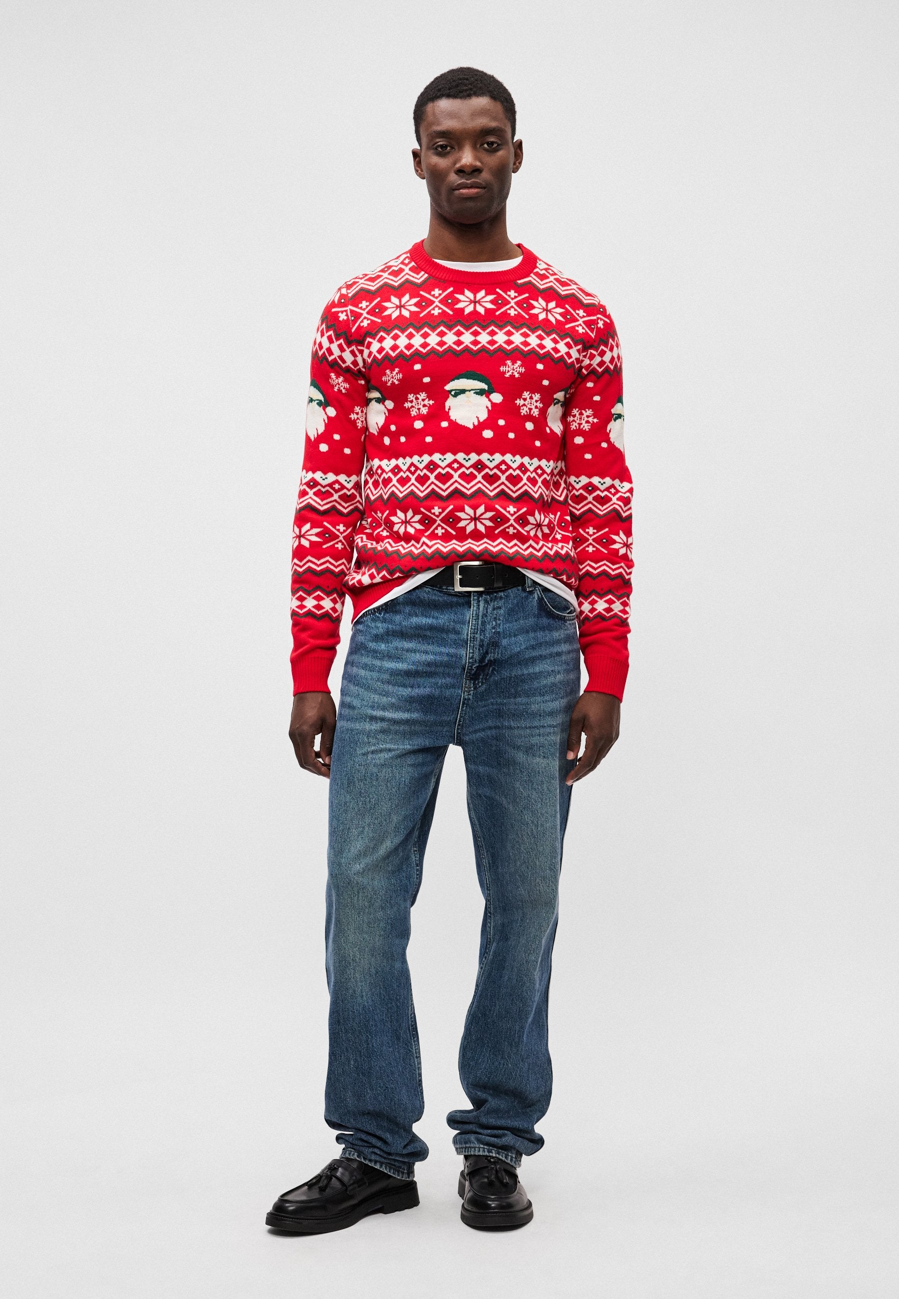 SANTA SWEATER Media 6