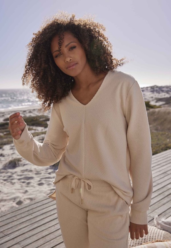 s.Oliver Sweatshirt - creme