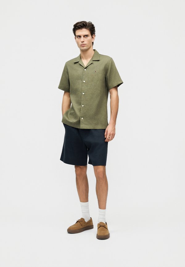 Tommy Hilfiger AMP