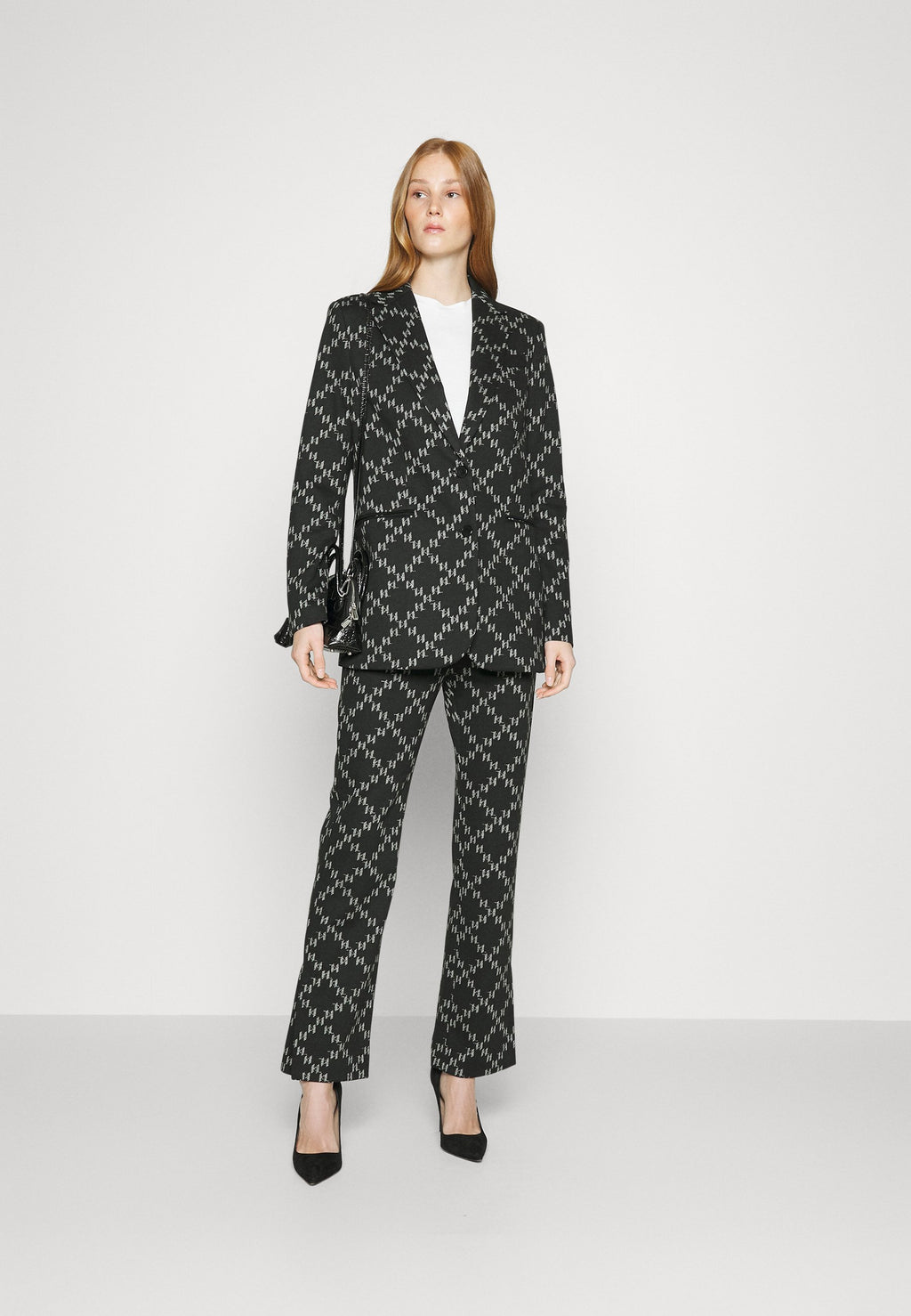 PUNTO JACKET Media 2