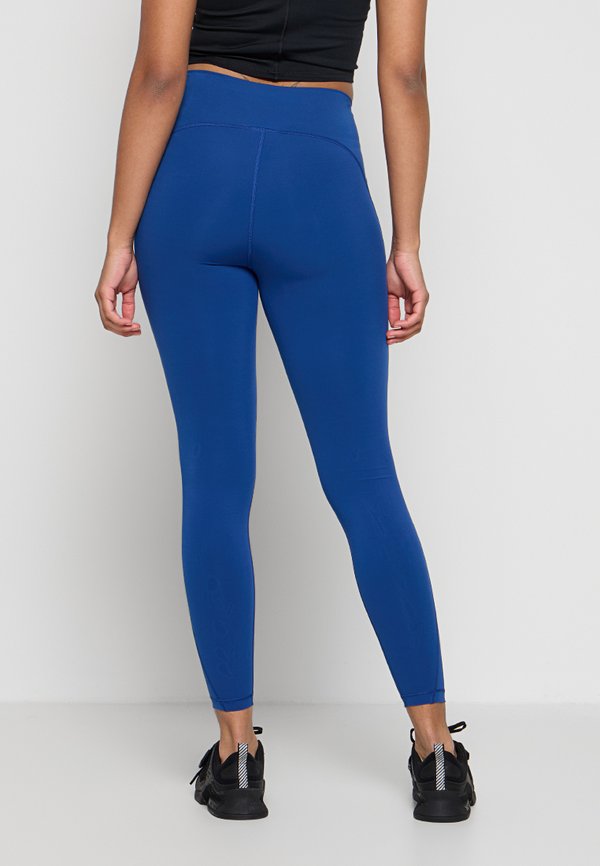 New Balance  SLEEK HIGH RISE