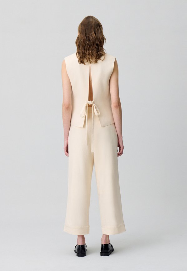 Claudie Pierlot